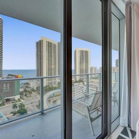 Amazing Apartments At H Beach House Голлівуд Екстер'єр фото