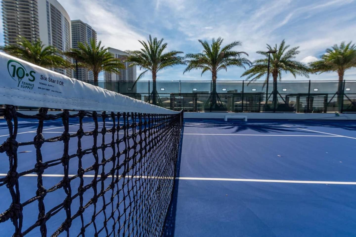 Amazing Apartments At H Beach House Голлівуд Екстер'єр фото