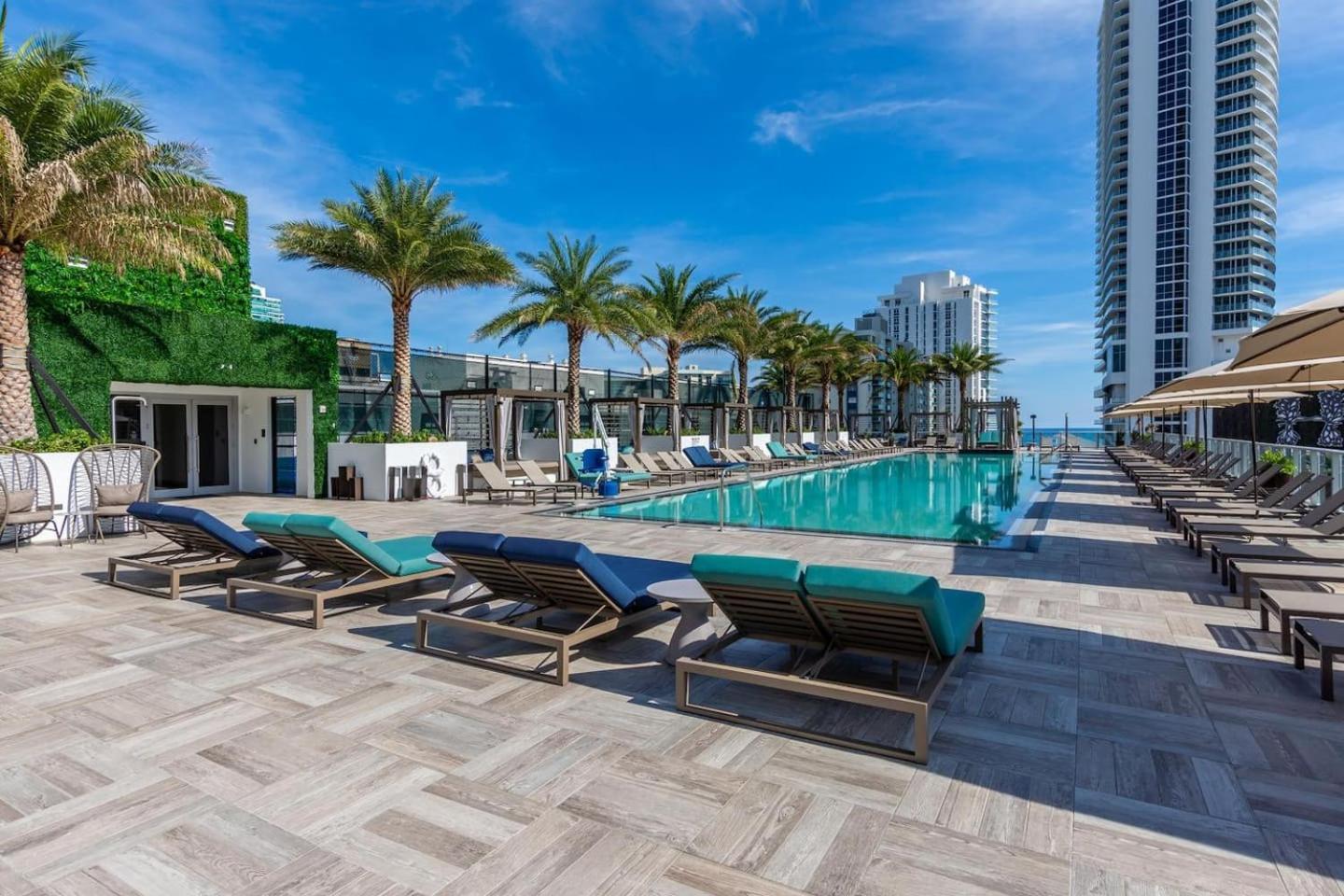 Amazing Apartments At H Beach House Голлівуд Екстер'єр фото