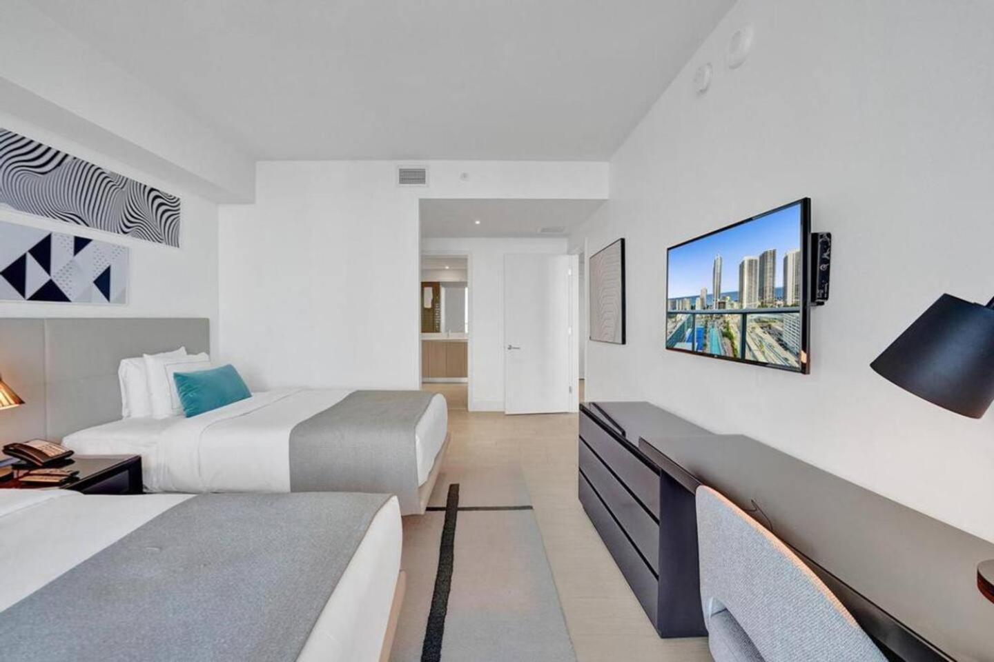Amazing Apartments At H Beach House Голлівуд Екстер'єр фото