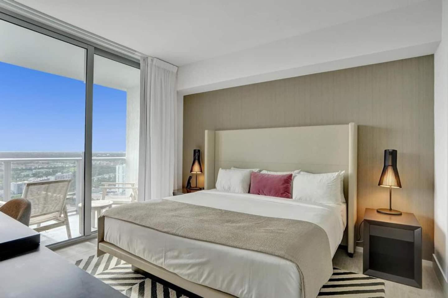 Amazing Apartments At H Beach House Голлівуд Екстер'єр фото